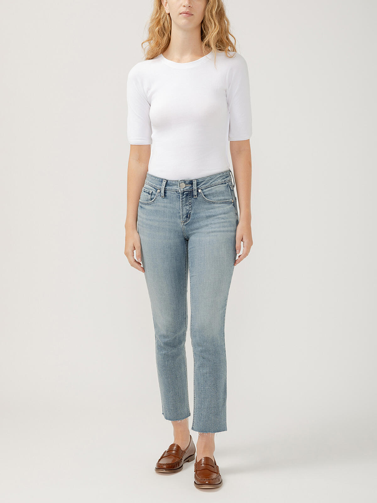 Suki Mid Rise Straight Crop Luxe Stretch Jeans image number 0