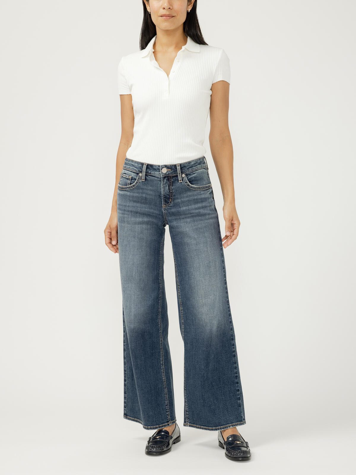 Suki Mid Rise Wide Leg Jeans image number 0