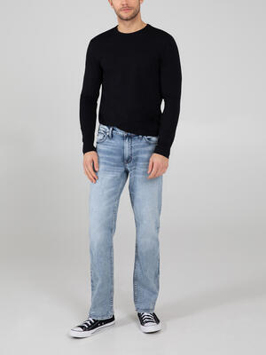 Grayson Easy Fit Straight Leg Jeans
